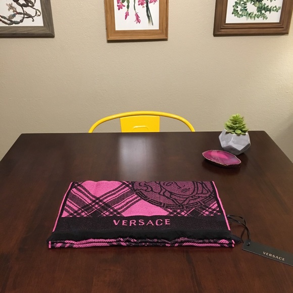 •• HP•• Authentic Versace Medusa Head Color Block - Picture 1 of 4